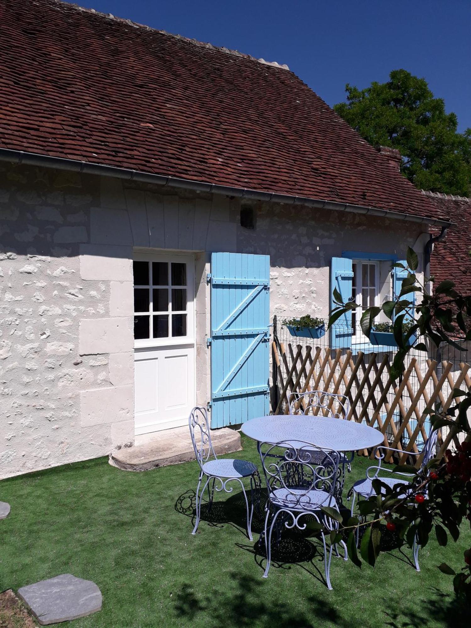 Bed and Breakfast Le Moulin Bleu Seigy Экстерьер фото